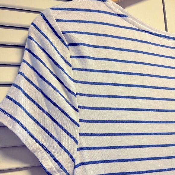 😊 3/$30 WHBM Striped Scoop Neck Short Sleeve Tee Rayon White & Blue - Picture 7 of 12